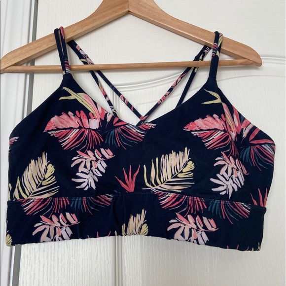 JoyLab Other - Joy Lab tropical/floral sport bra